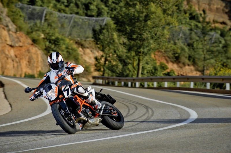 690 Duke R