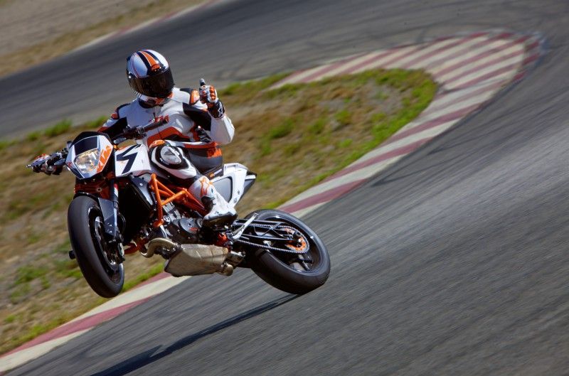 690 Duke R