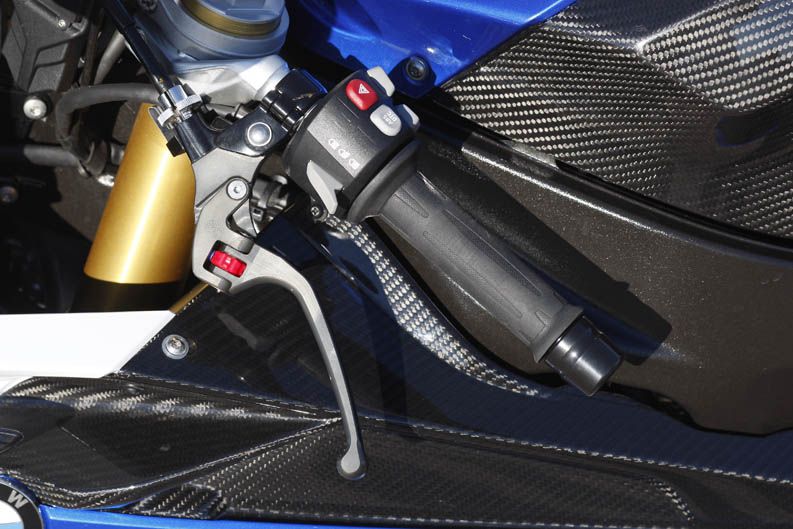 Frente a frente: BMW S1000RR, HP4, Ducati Panigale, Panigale S