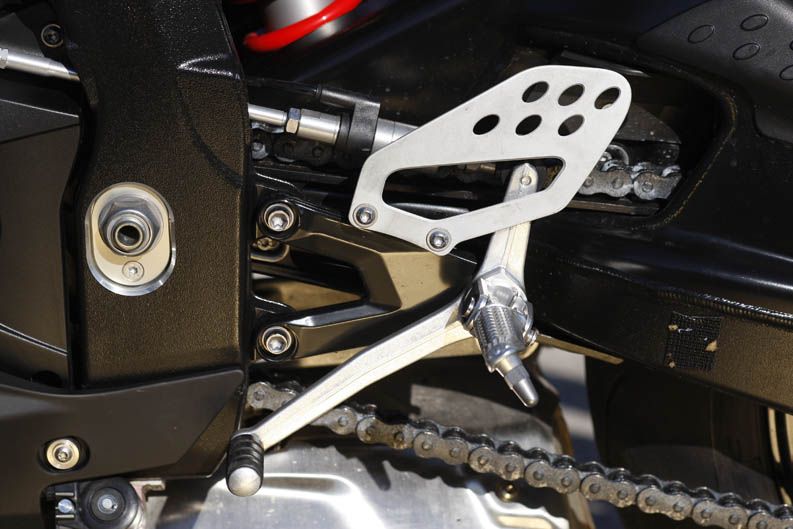 Frente a frente: BMW S1000RR, HP4, Ducati Panigale, Panigale S