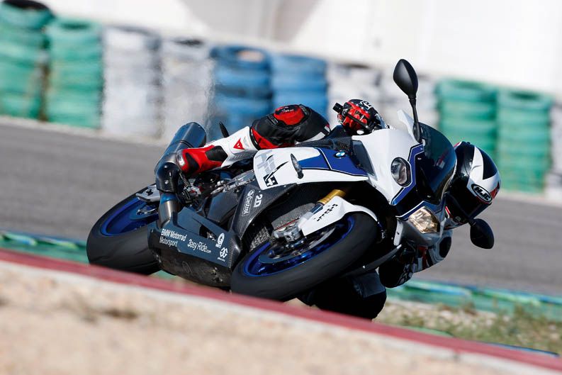 Frente a frente: BMW S1000RR, HP4, Ducati Panigale, Panigale S