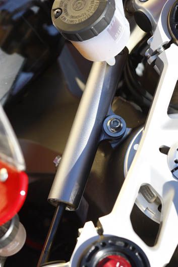Frente a frente: BMW S1000RR, HP4, Ducati Panigale, Panigale S