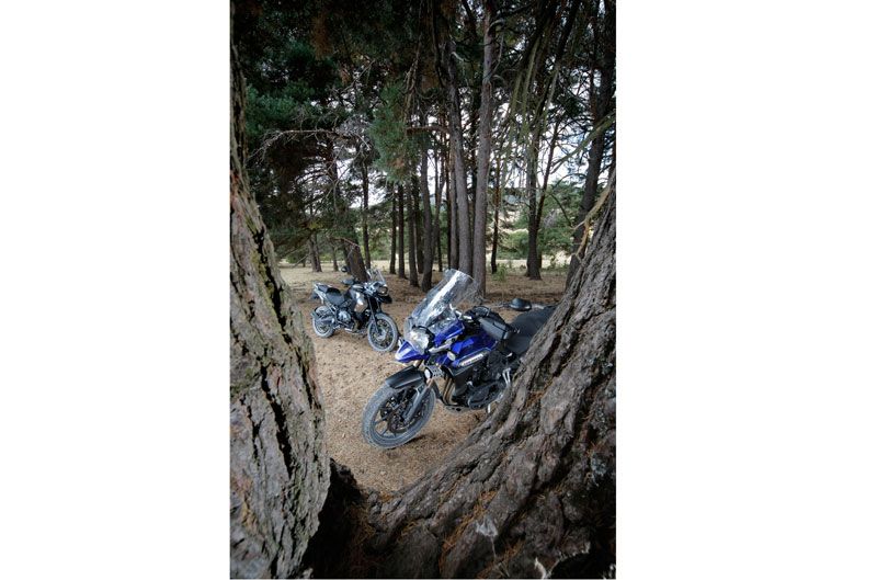 Comparativa BMW R 1200 GS y Triumph Tiger Explorer 1200Comparativa BMW R 1200 GS y Triumph Tiger Explorer 1200