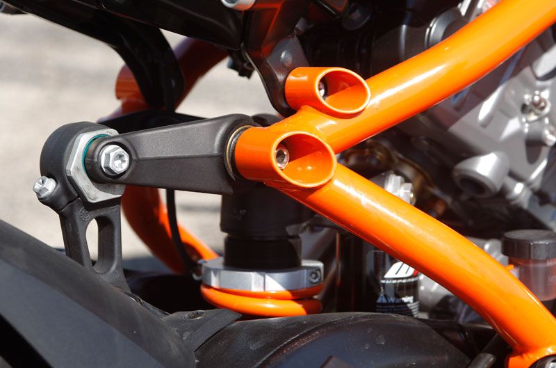 Comparativa Ducati 1199 Panigale y KTM RC8 R