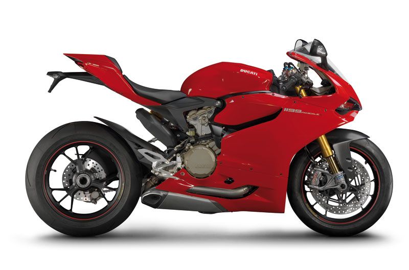 Comparativa Ducati 1199 Panigale y KTM RC8 R
