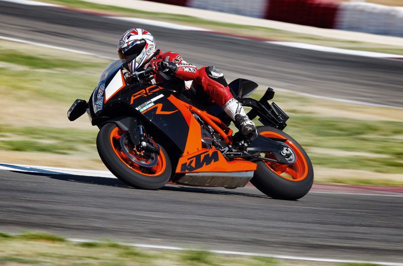 Comparativa Ducati 1199 Panigale y KTM RC8 R