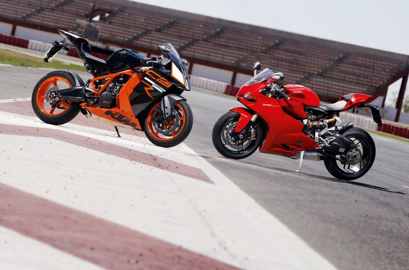 Comparativa Ducati 1199 Panigale y KTM RC8 R