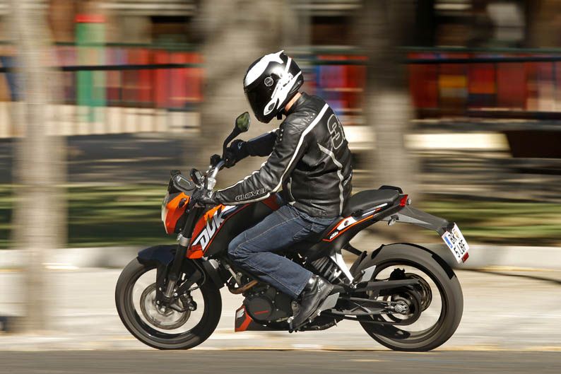 KTM Duke 200