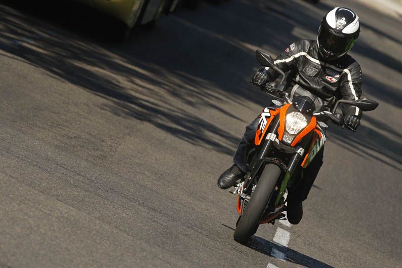 KTM Duke 200