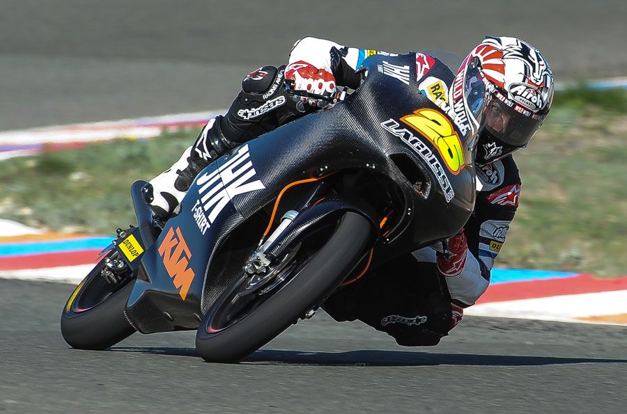 Viñales se estrena con KTM