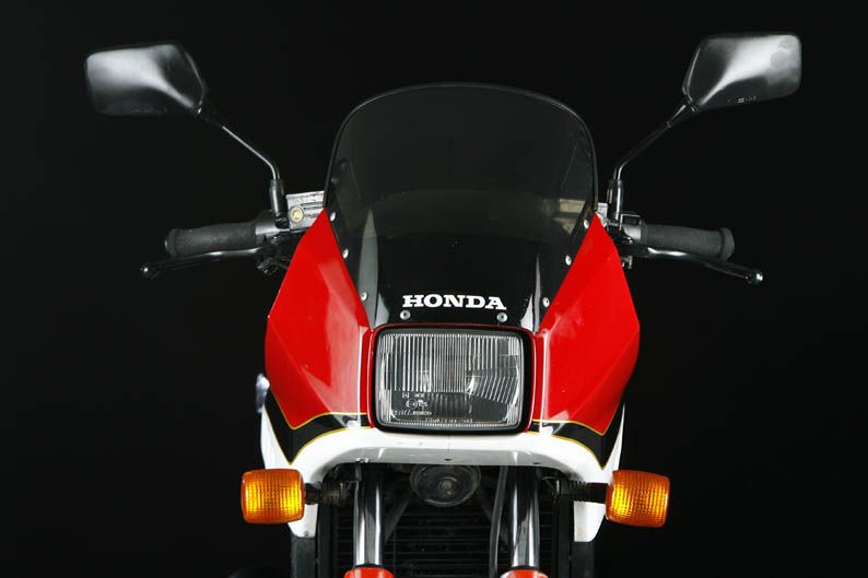 Honda V 500 F