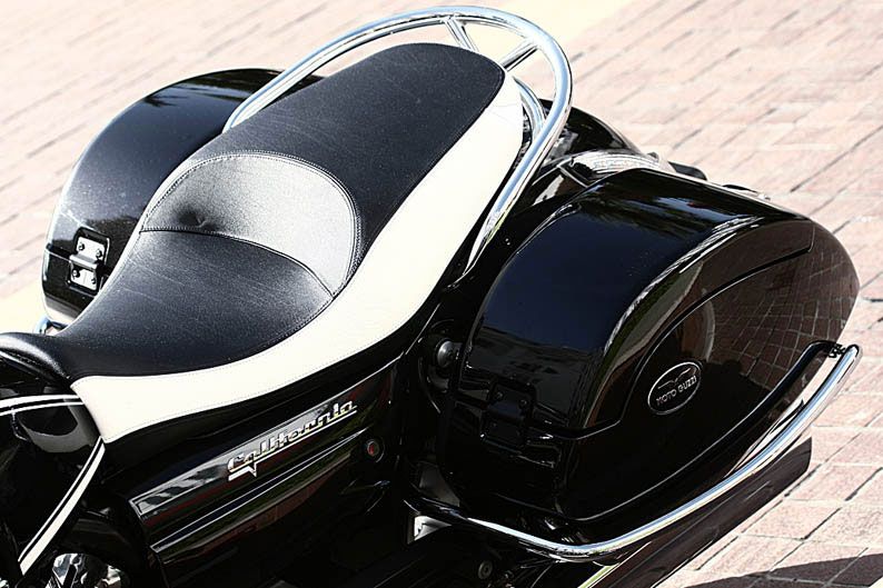 Moto Guzzi California 1400 Touring