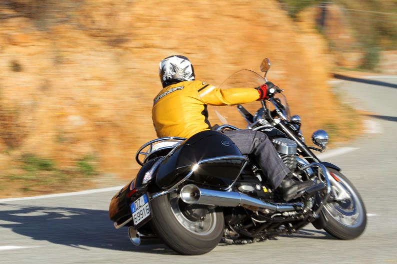 Moto Guzzi California 1400 Touring
