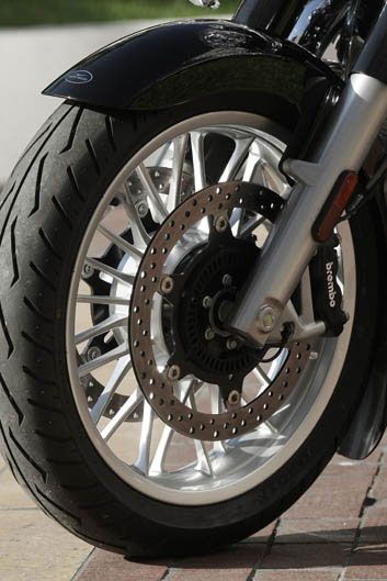Moto Guzzi California 1400 Touring