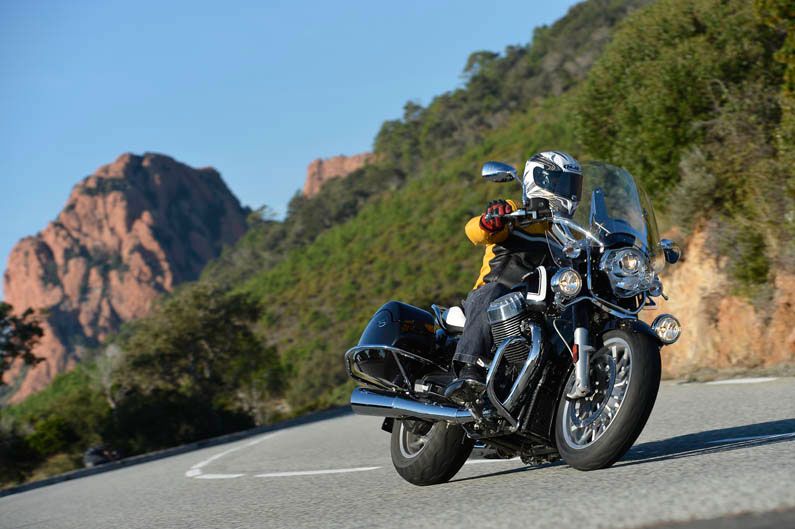 Moto Guzzi California 1400 Touring