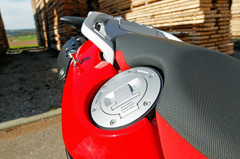 Comparativa BMW G 650 GS y Husqvarna TR650 Strada