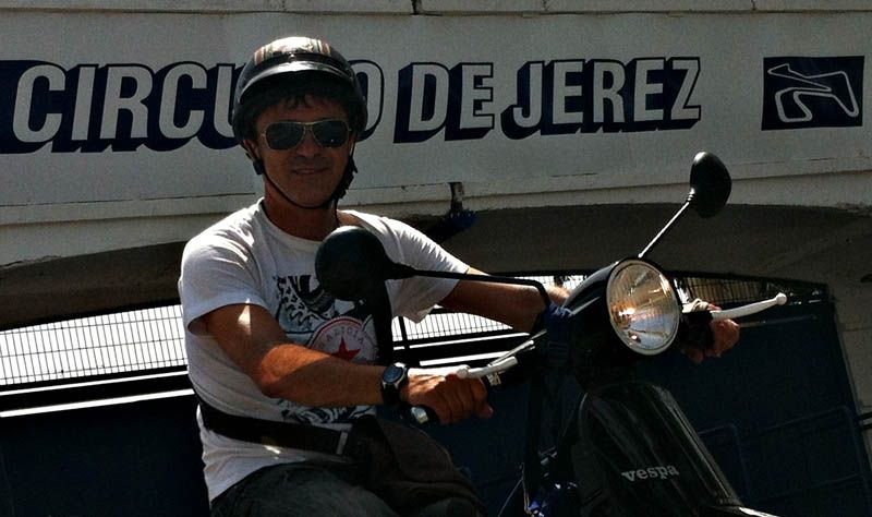 Vuelta a España en Vespa.
