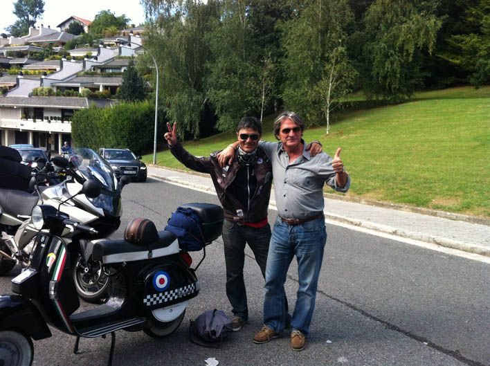 Vuelta a España en Vespa.
