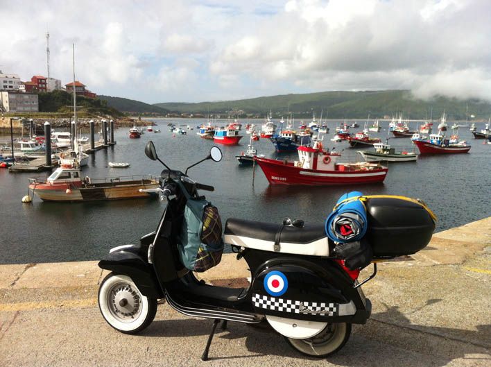 Vuelta a España en Vespa.