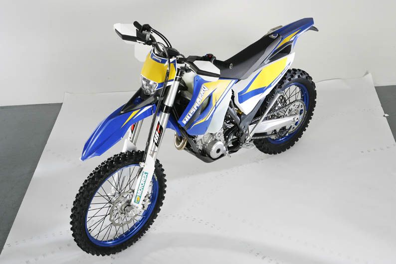 Comparativa Enduro: Husaberg FE 250 vs KTM EXCF 250