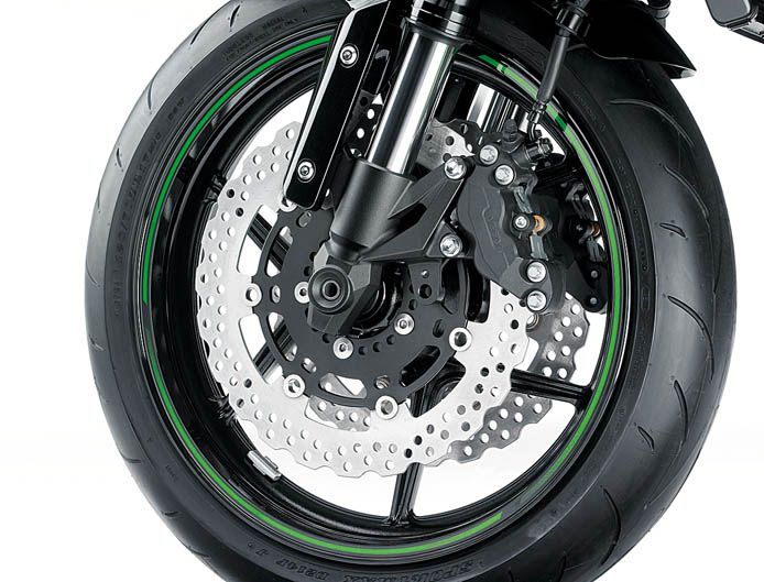 Presentación Kawasaki Z800