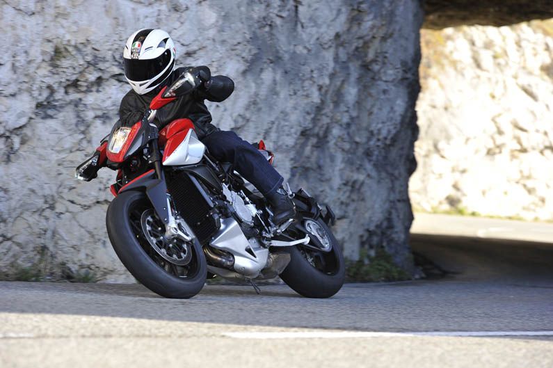MV Agusta Rivale 800
