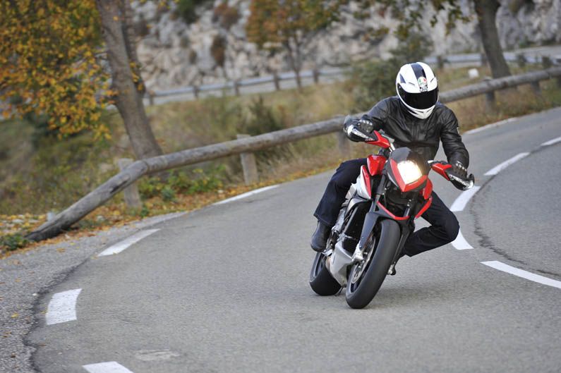 MV Agusta Rivale 800