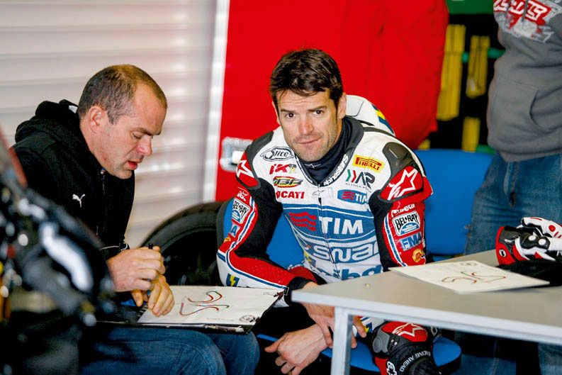 Entrevista a Carlos Checa