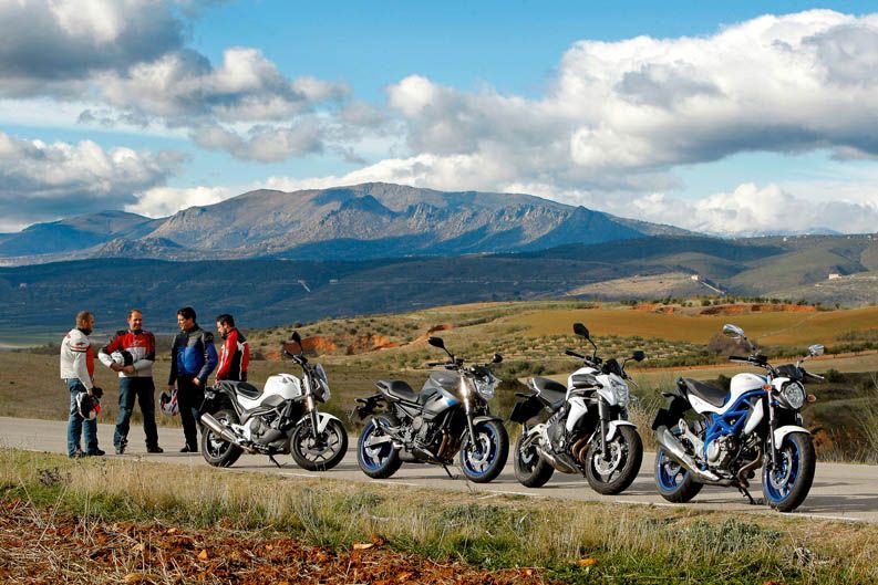 Comparativa Naked: Honda NC700S, Kawasaki ER-6N, Suzuki Gladius 650, Yamaha XJ6