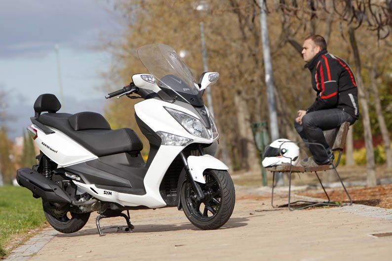 SYM Joymax 300i GTS