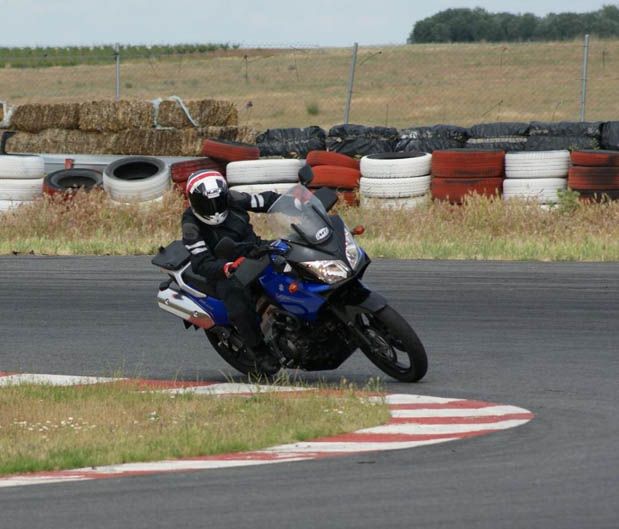 acción contaminación Melódico Suzuki V-Strom 650