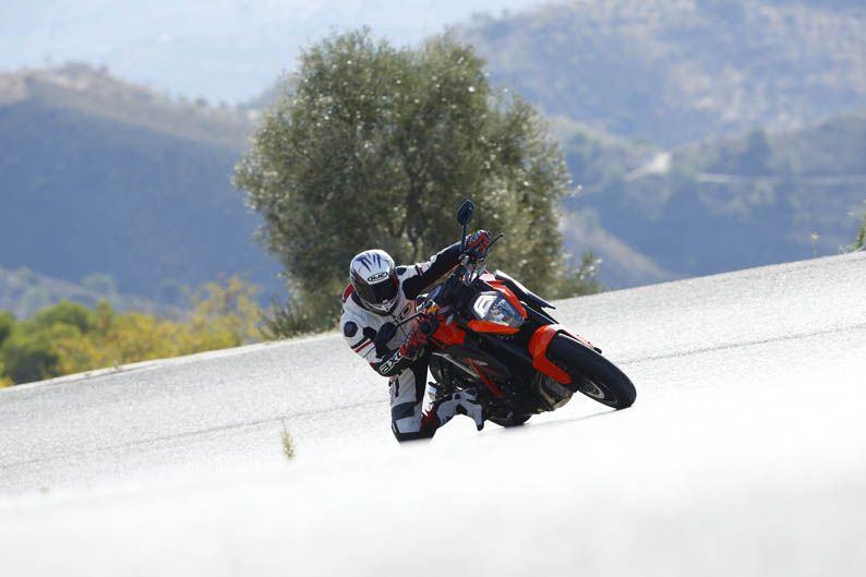 KTM 1290 Super Duke R