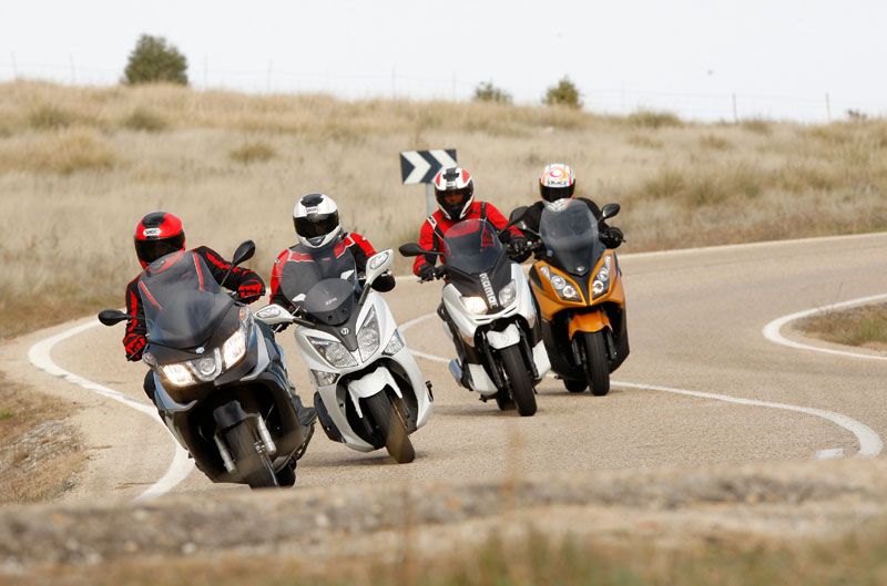 Comparativa scooter 300 GT