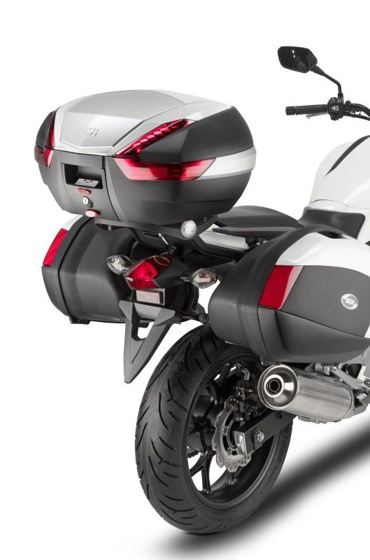 Kit GIVI para Honda NC700S. Galería de fotos