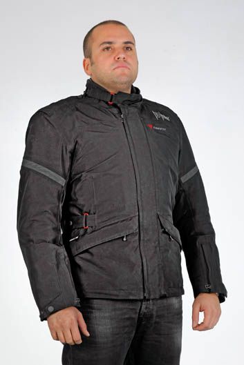 Dainese D-Air Street