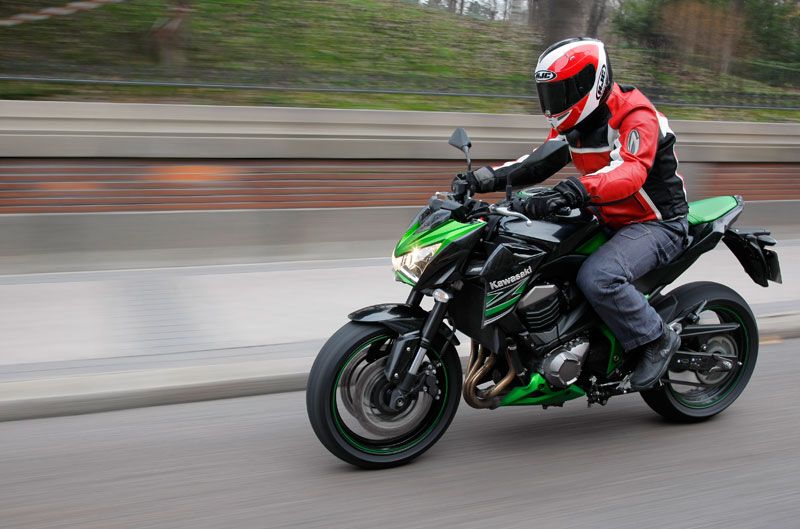 Kawasaki Z800. Galería de fotos.