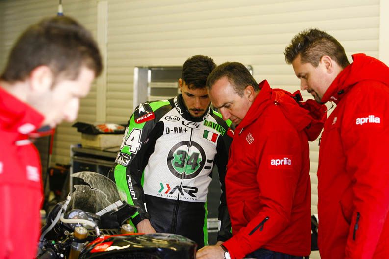 SBK. Entrenamientos Jerez 2013