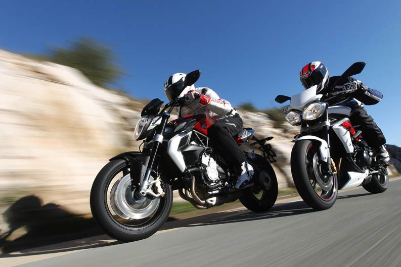 Comparativa MV Agusta Brutale 800 vs Triumph Street Triple R