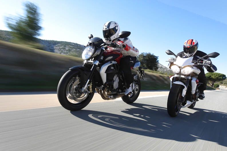 Comparativa MV Agusta Brutale 800 vs Triumph Street Triple R