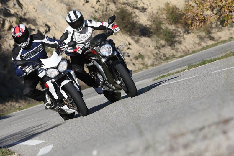 Comparativa MV Agusta Brutale 800 vs Triumph Street Triple R