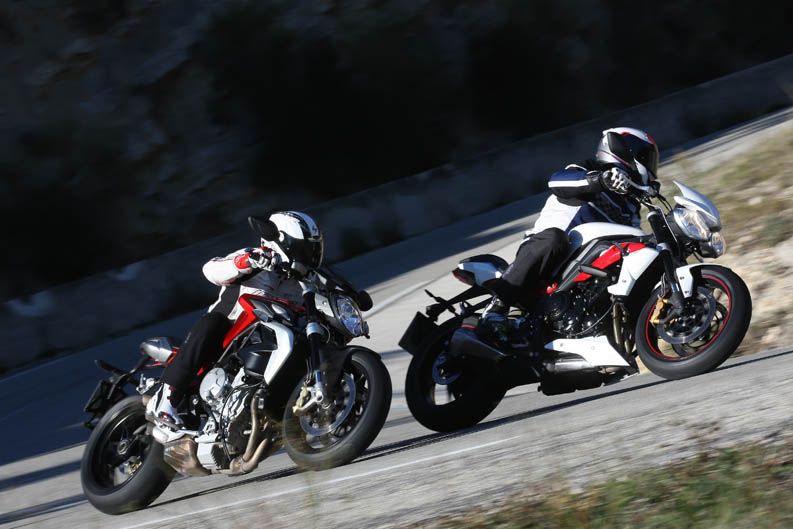 Comparativa MV Agusta Brutale 800 vs Triumph Street Triple R