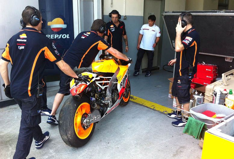 MotoGP. Entrenamientos Sepang 2013