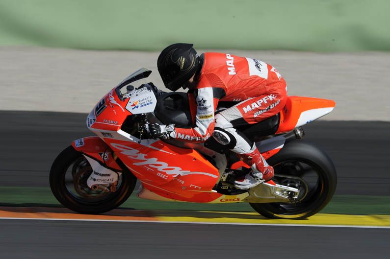 Entrenamientos Moto 2 en Valencia. Día 1.