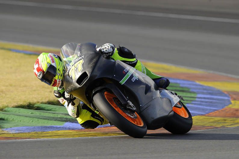 Entrenamientos Moto 2 en Valencia. Día 1.