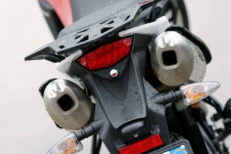 Comparativa trail monocilidricas: Husqvarna TR 650 Terra, KTM 690 Enduro R y Yamaha XT 660 R