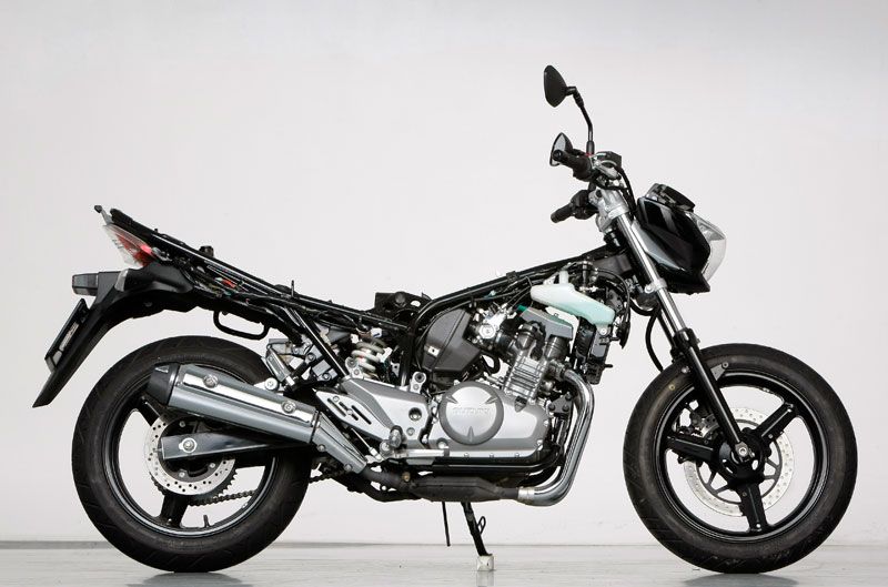 Comparativa: Honda CBR250 R ABS, KTM 200 Duke y Suzuki InazumaComparativa: Honda CBR250 R ABS, KTM 200 Duke y Suzuki Inazuma