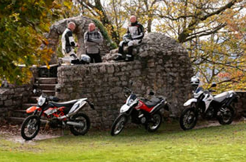 Comparativa trail monocilidricas: Husqvarna TR 650 Terra, KTM 690 Enduro R y Yamaha XT 660 R