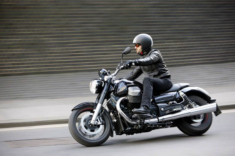 Moto Guzzi California 1400 Custom
