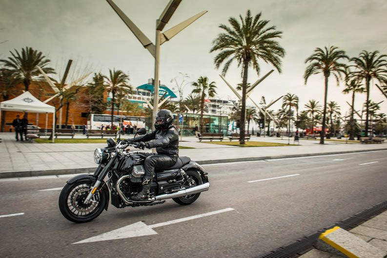 Moto Guzzi California 1400 Custom