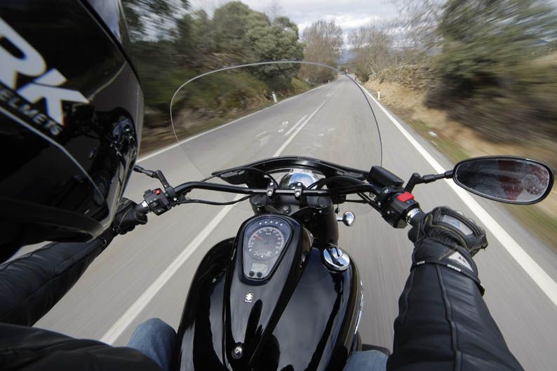 Suzuki Intruder C1500T